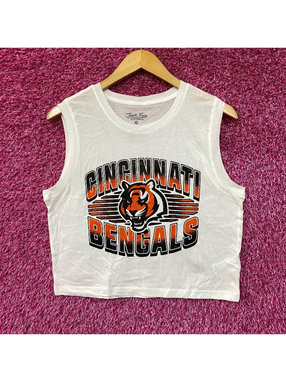 Junk Food Clothing NFL Cincinnati Bengals Cropped Sleeveless T-Shirt Small